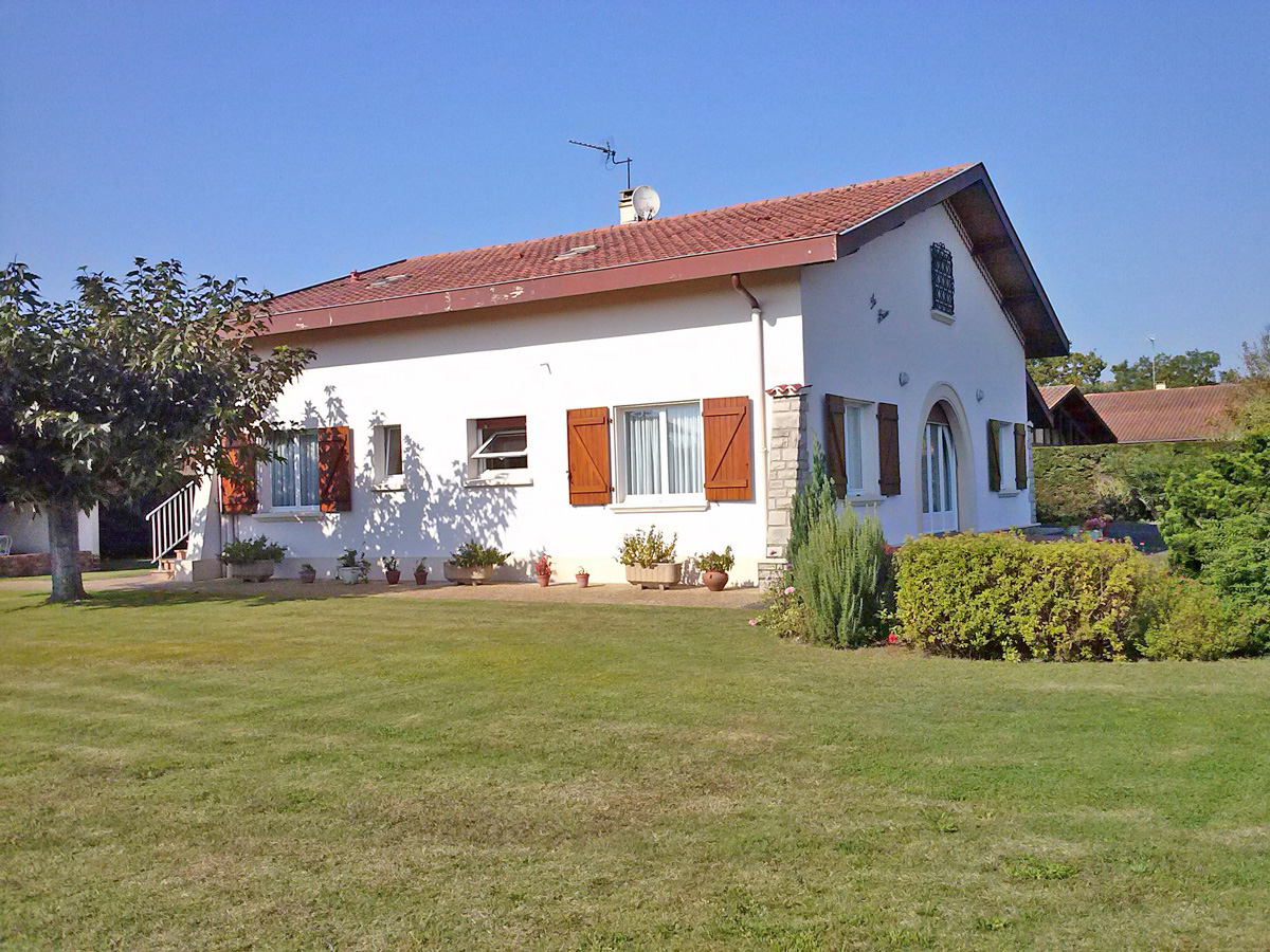 Location Larbaigt J.
★ Location Larbaigt J.
★