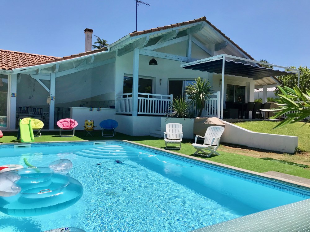 Location La Maison Bleue
★★★★ Location La Maison Bleue
★★★★