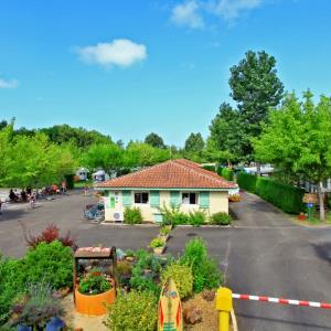 camping les acacias accueil—Jac'phot camping les acacias accueil