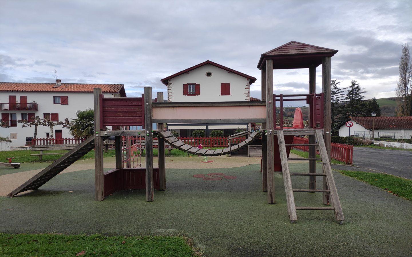 Aire de jeux Lur Berri