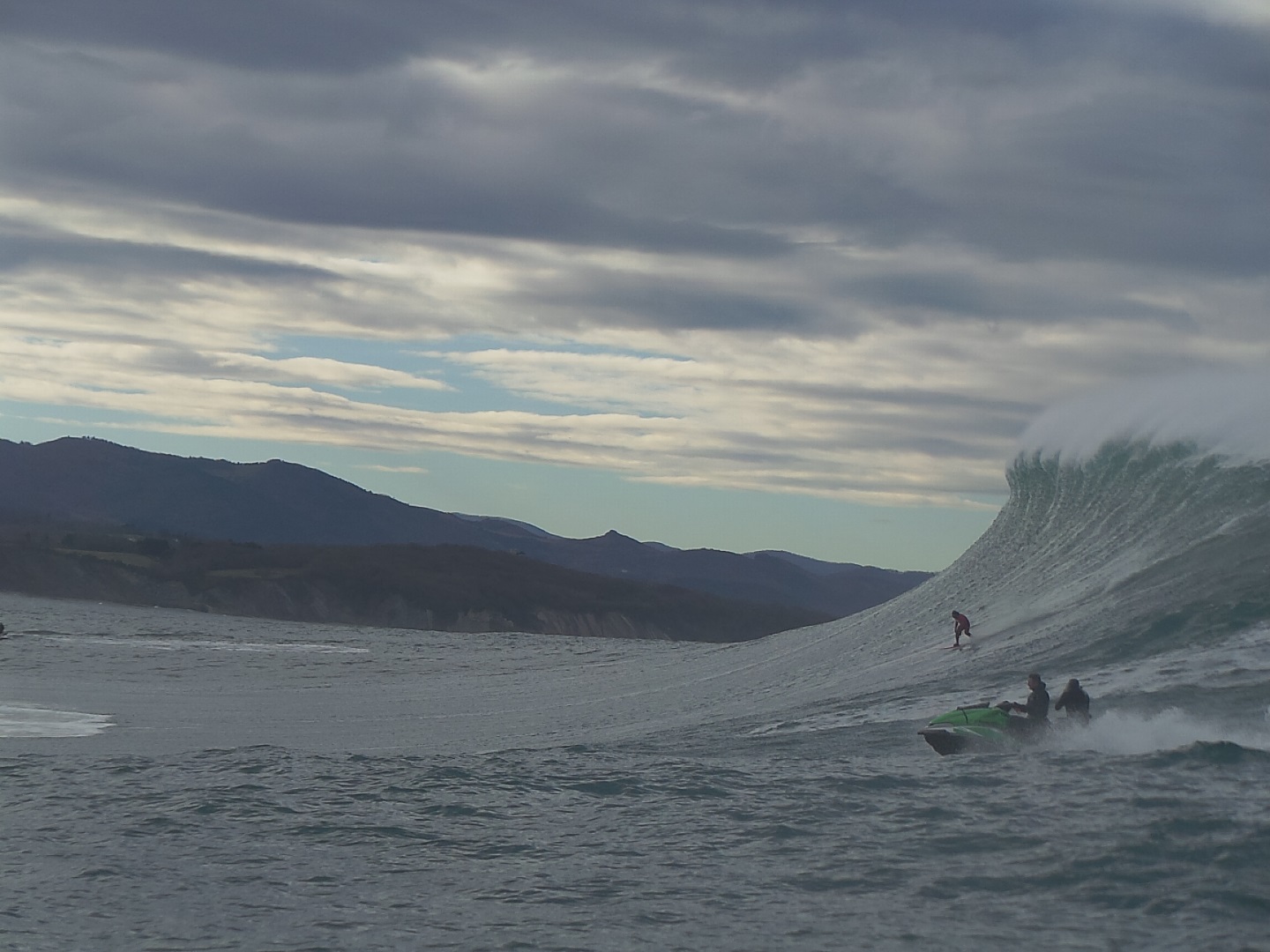 La vague géante Belharra