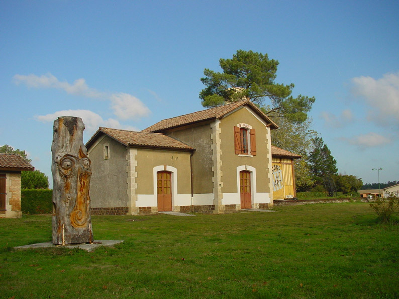 2016 - Sentier St Paul - La gare
