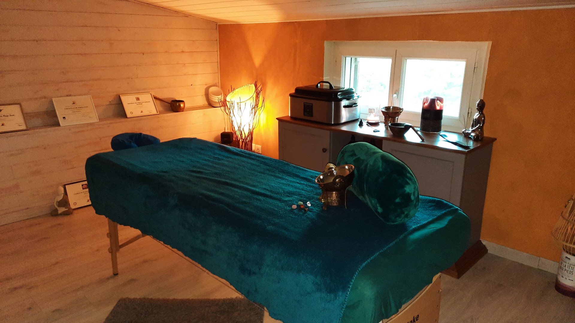 AU NATUREL Massages Bien Être