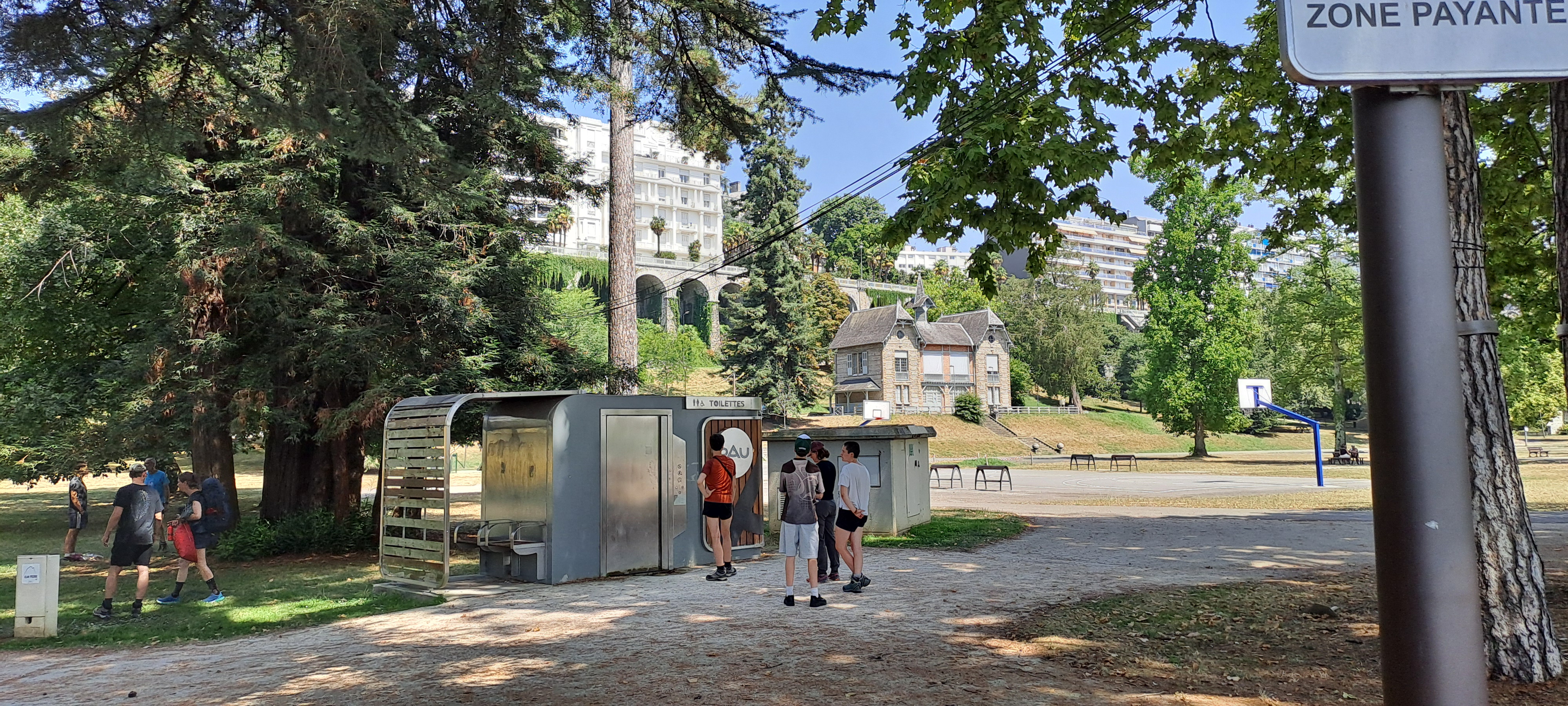 Toilettes Stade Tissié