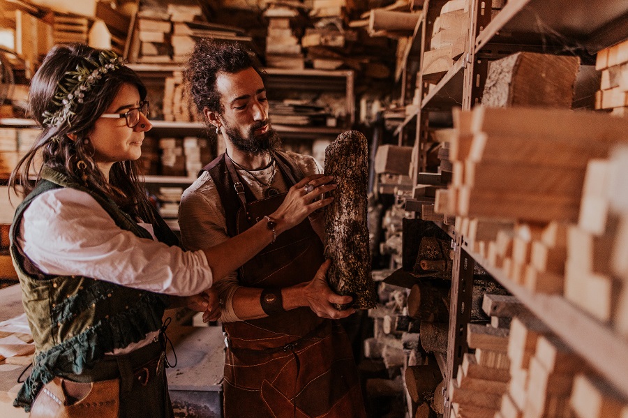 FLOM France et l'Eden Bohême - Tourneur et tourneuse sur bois