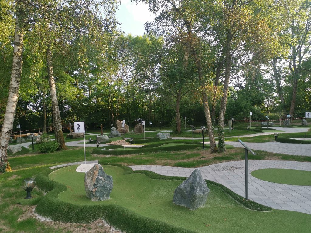 Mini-golf paysager du Chalet des Pierres Jaumâtres