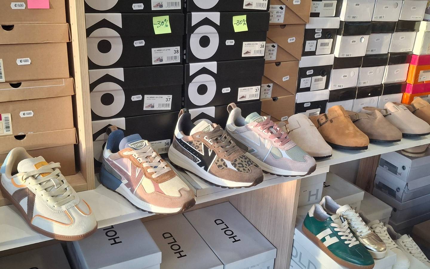 Asapatilha, magasin de baskets et chaussures - photo 4