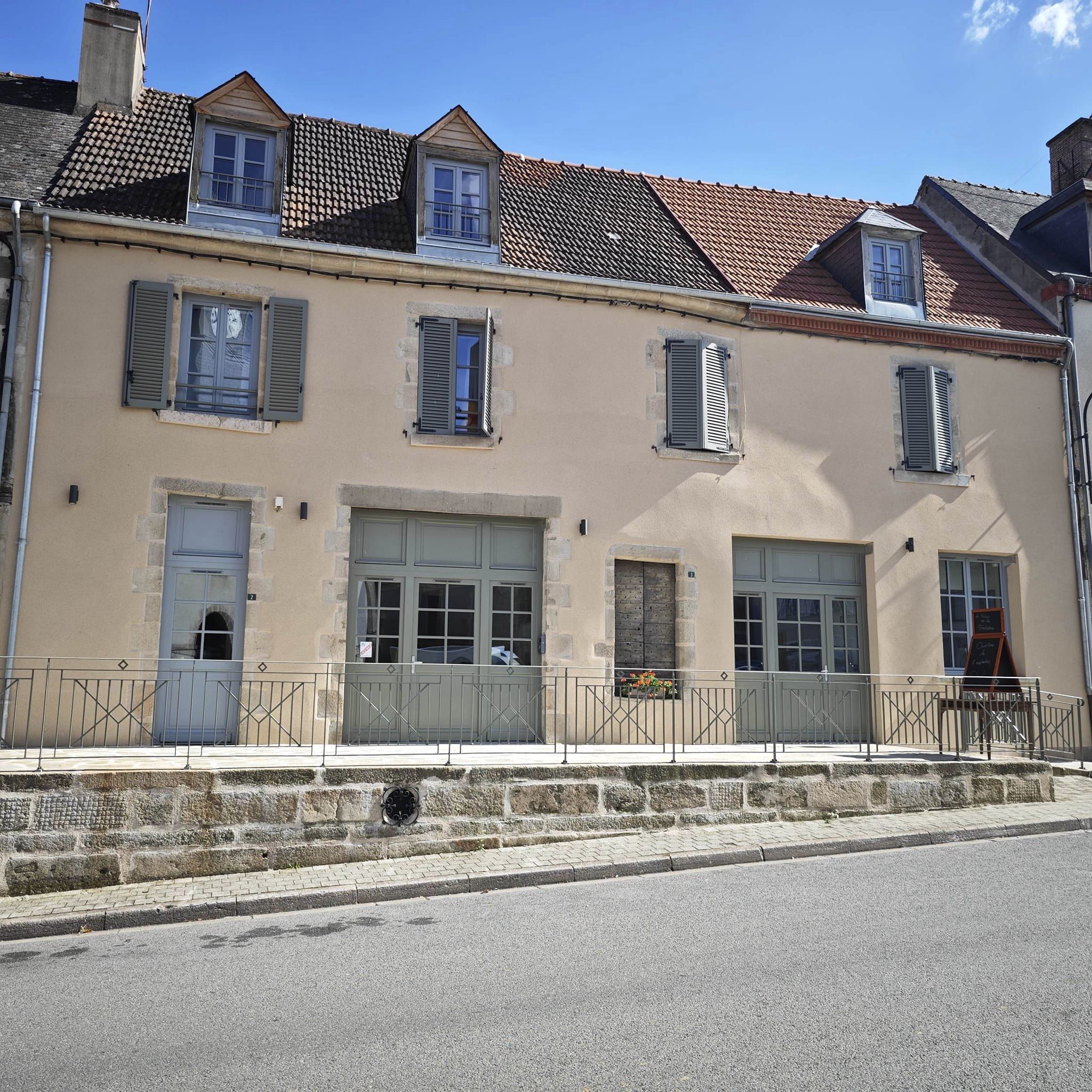 Le relais de la fontaine  - BAR multiservices, Châtelus-Malvaleix