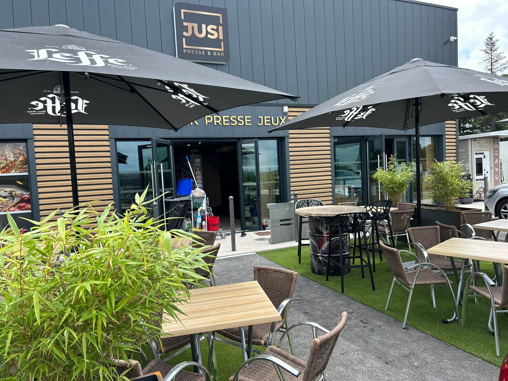 JUSI Presse & Bar, Saint-Hilaire-Bonneval - photo 2