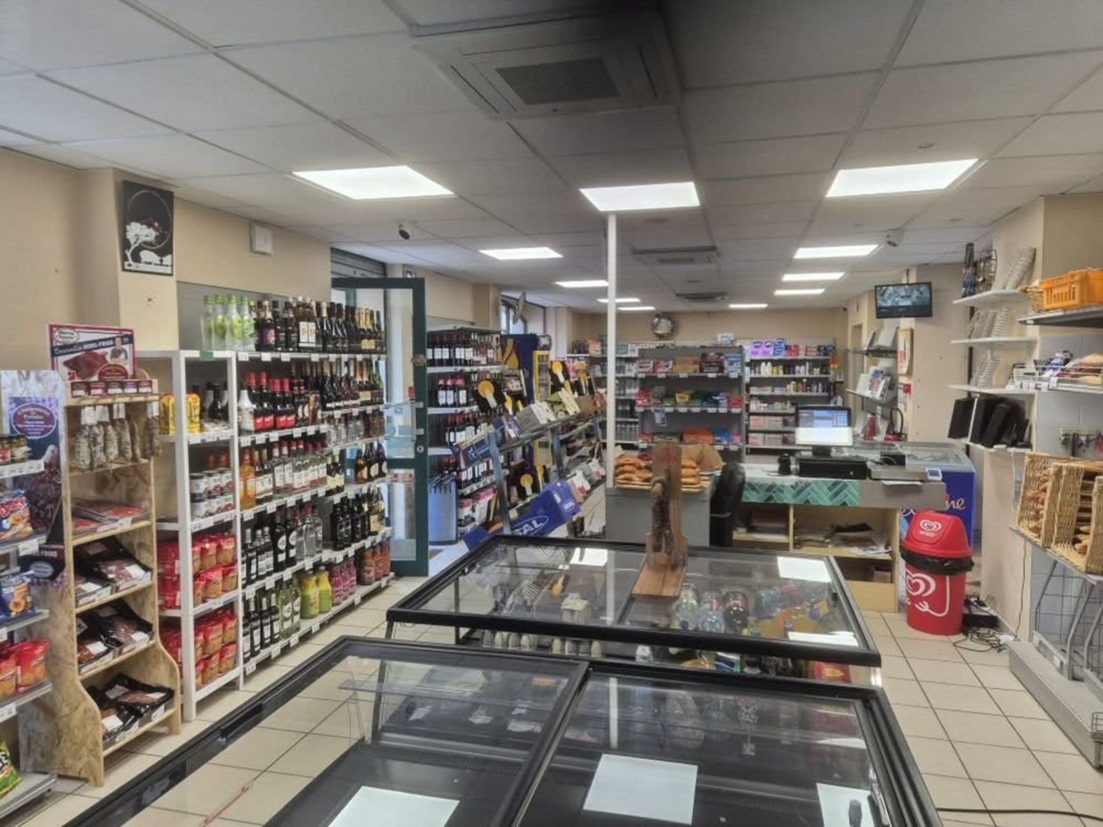 L'épicerie Le Sot l'y laisse