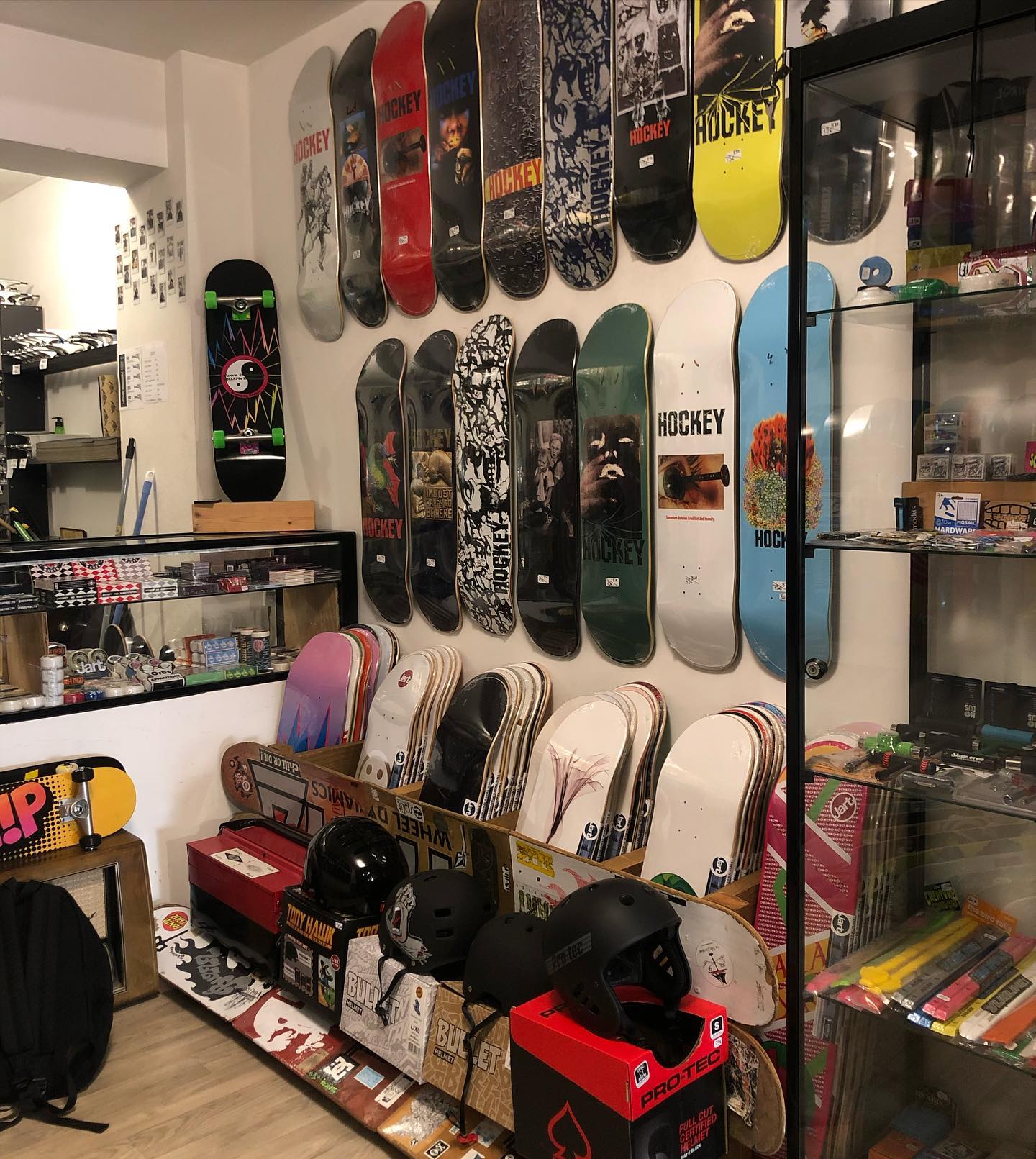 Bank's Skate shop - photo 5