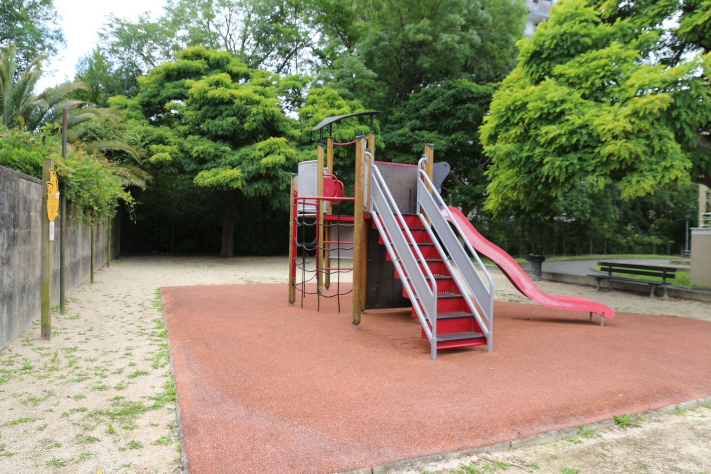 Aire de jeux-Ader