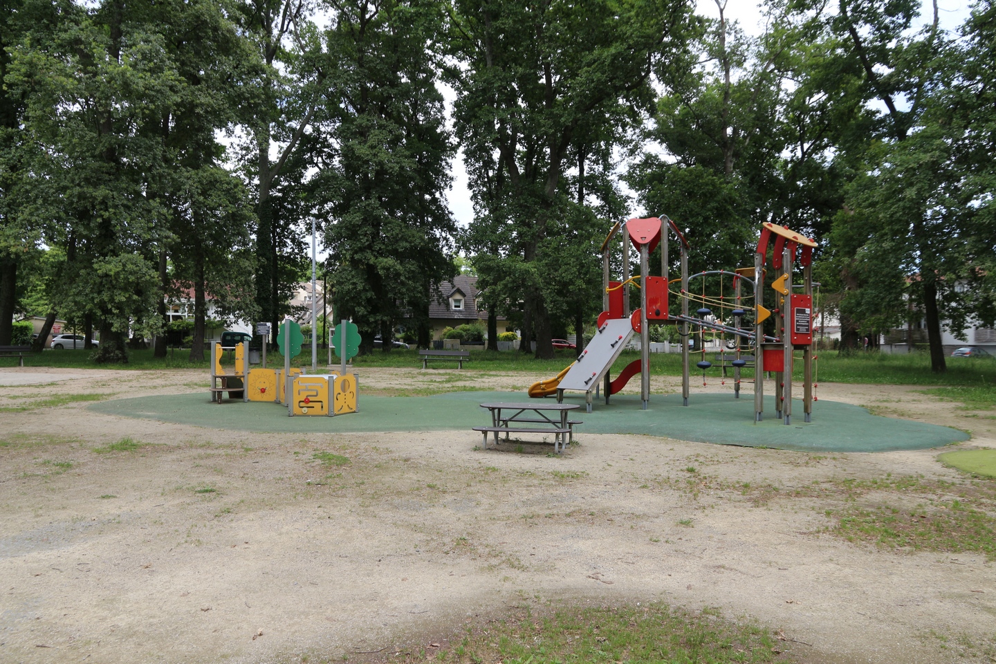 Aire de jeux-  Quartier Hippodrome