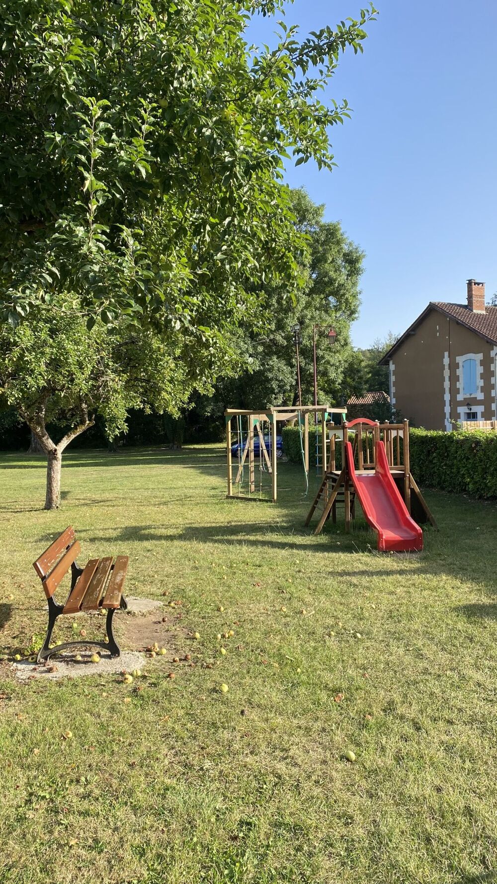 Aire de jeux d'Issac
