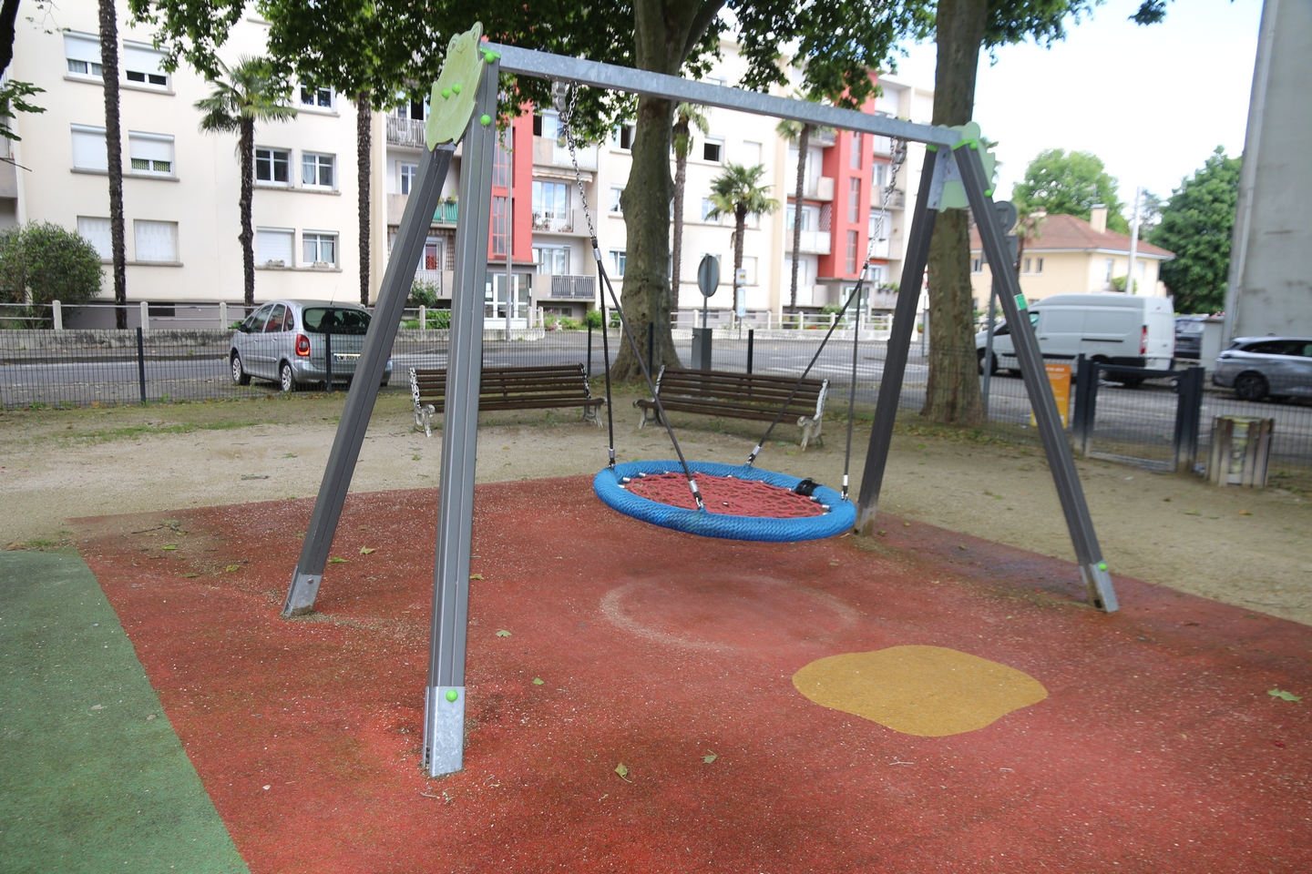 Aire de jeux - Jules Gois