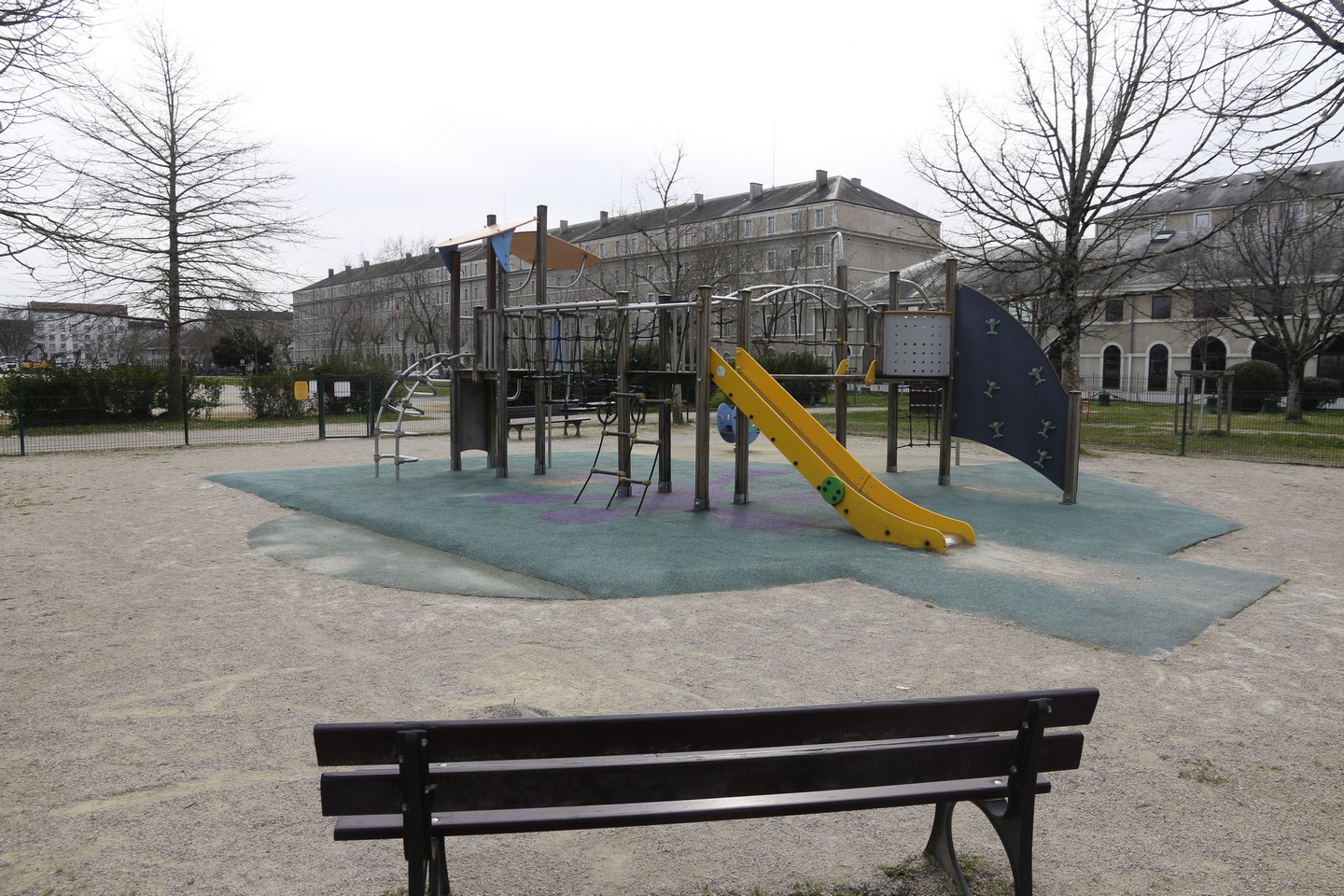 Aire de jeux - Place de Verdun Nord