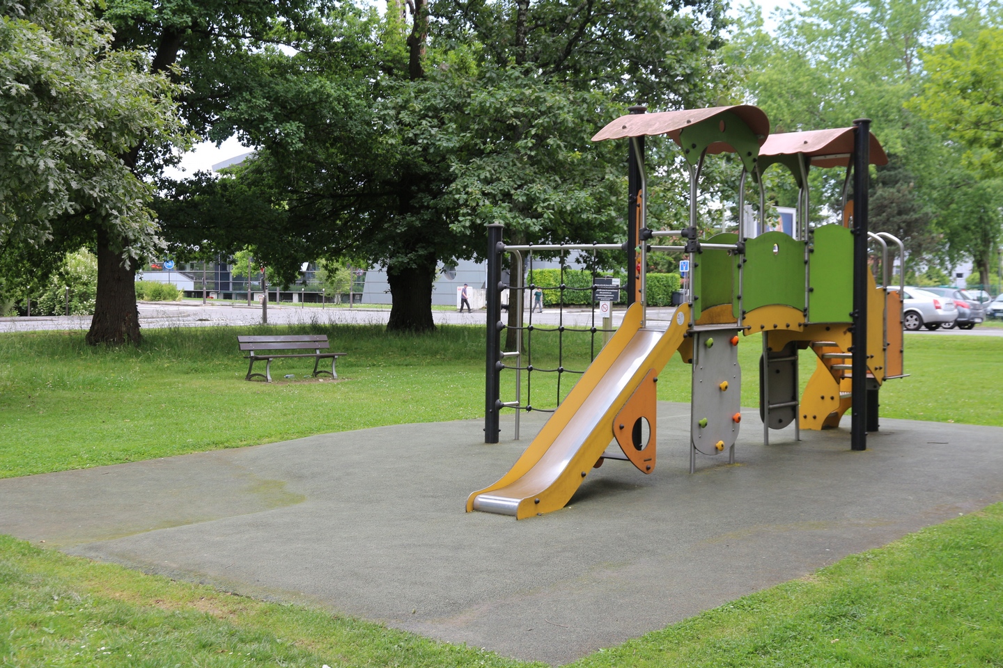 Aire de jeux - Philippon
