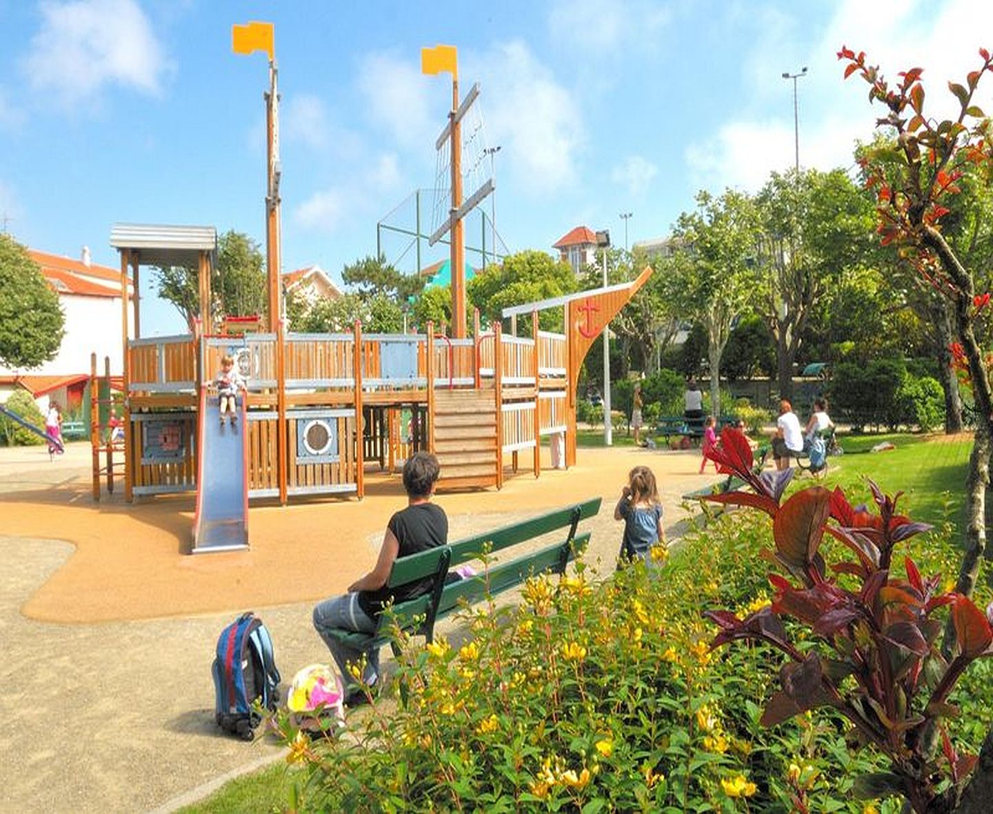 Aire de Jeux Parc Mazon
