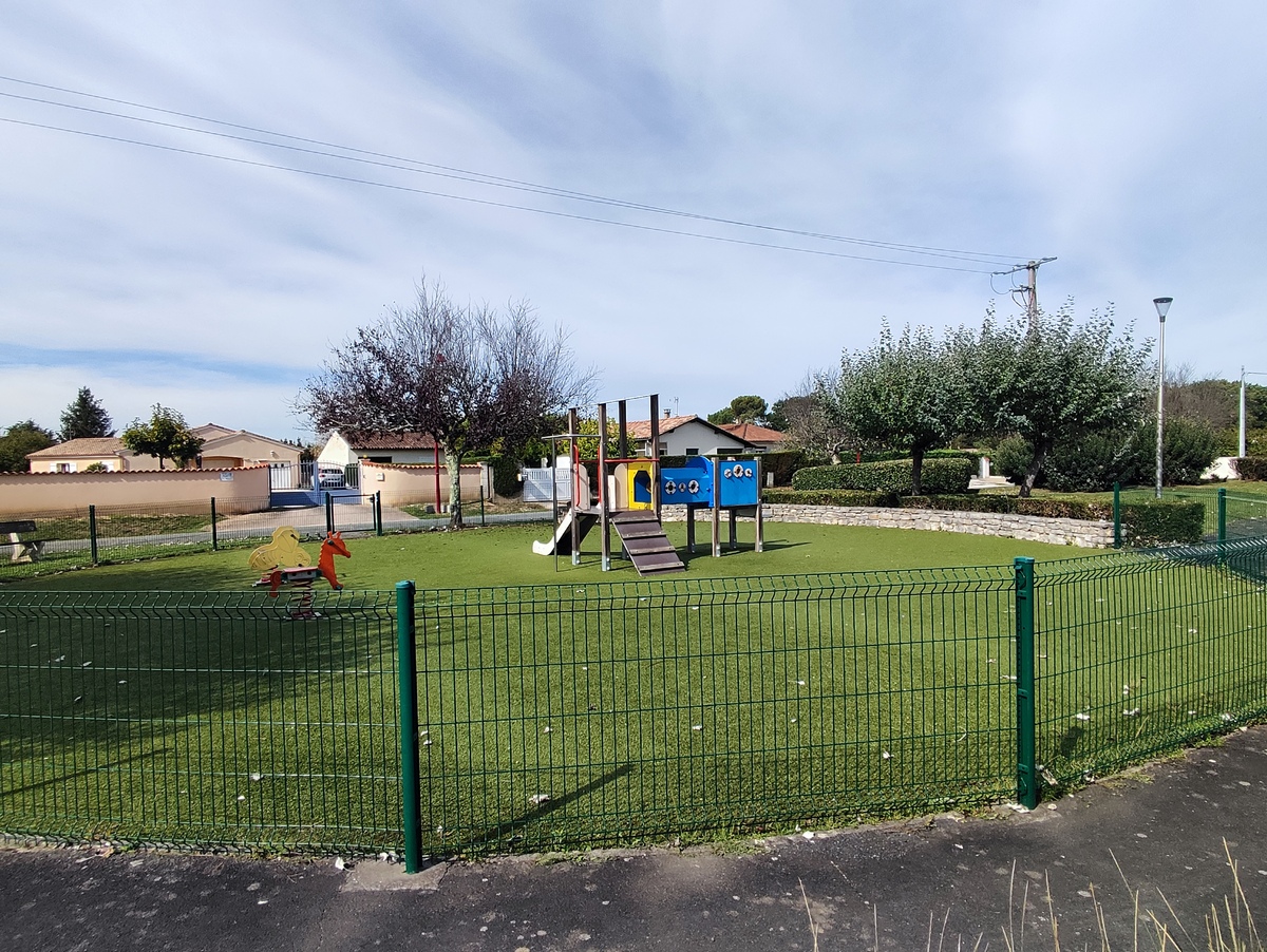 Aire de jeux de Saint Médard de Mussidan