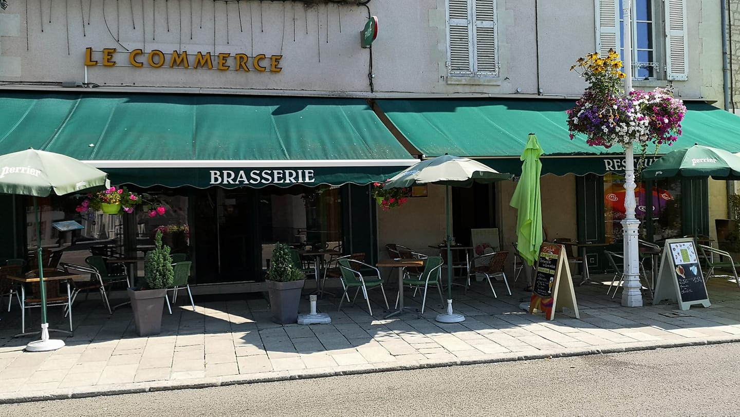 Bar Le Commerce, La Roche-Posay - photo 2