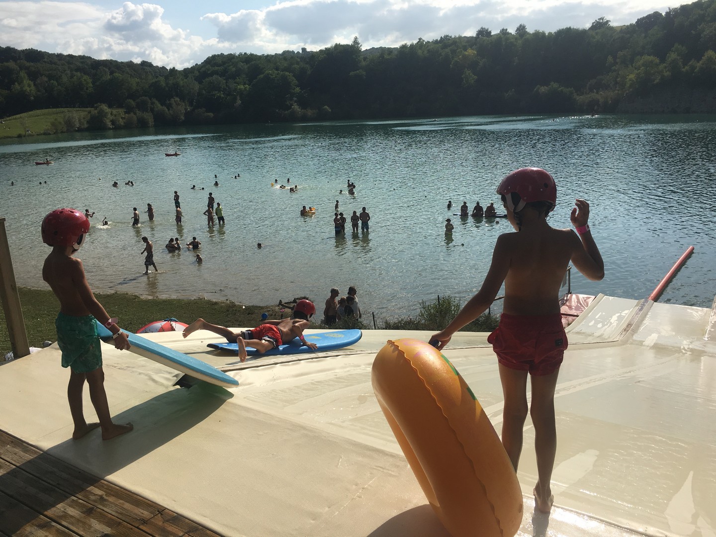 Plage du Lac des Arroques