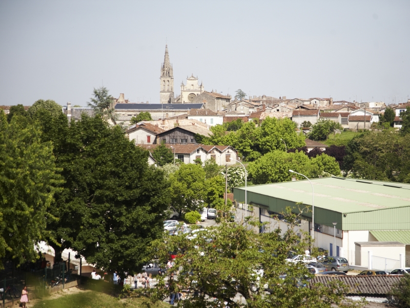 Bazas - vue Cathédrale depuis la piste cyclable