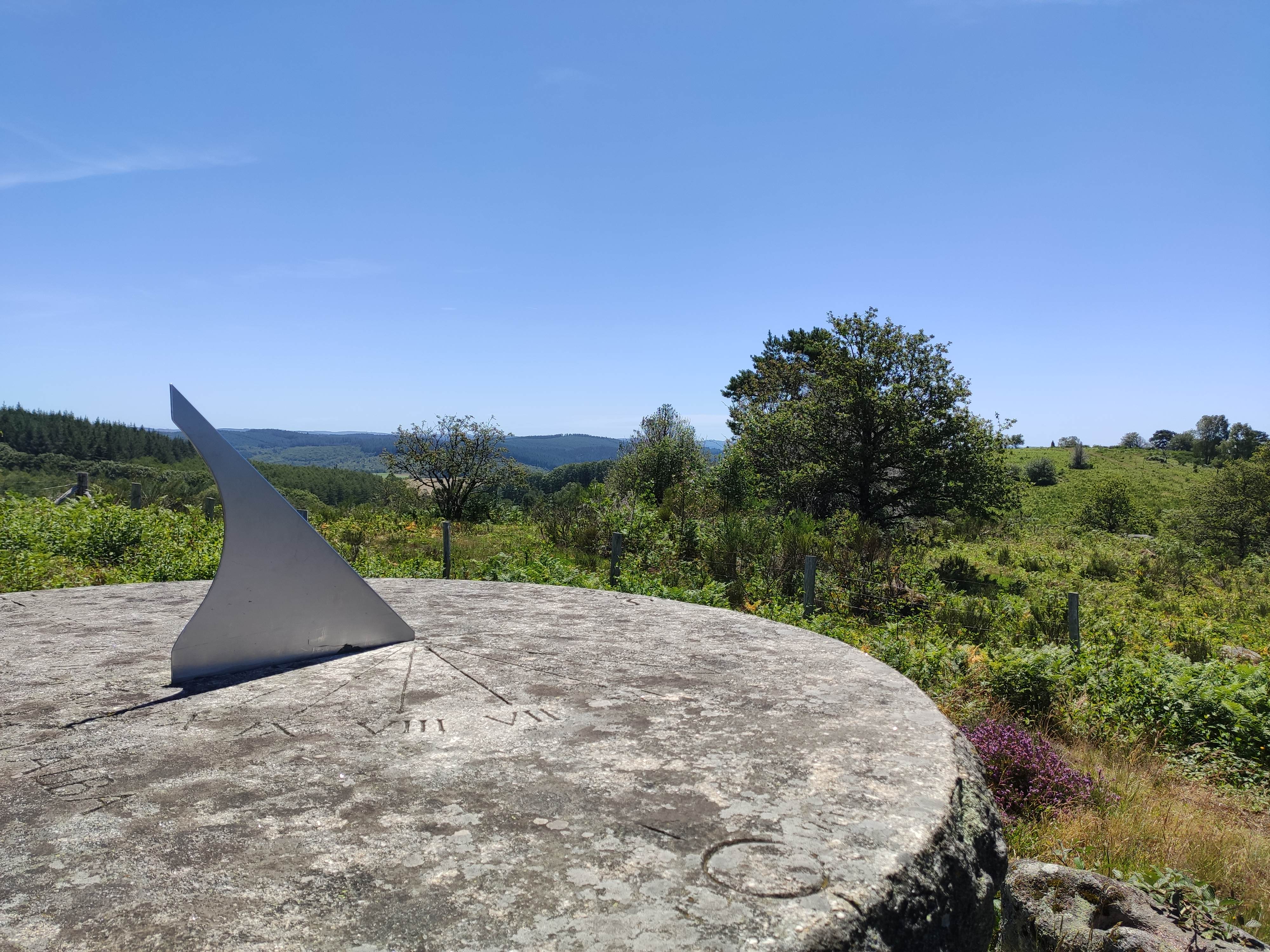Le Puy La Besse, Les Roches Brunagéres