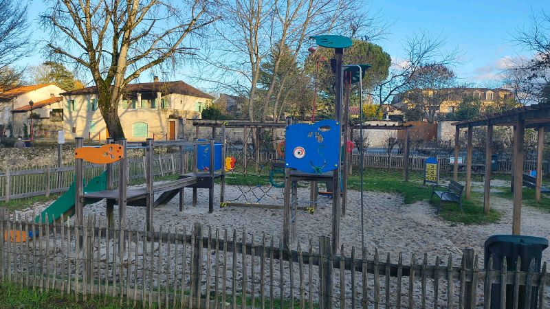 Aire de jeux de Brantôme