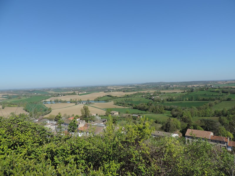 Butte de la vierge à Monbahus
