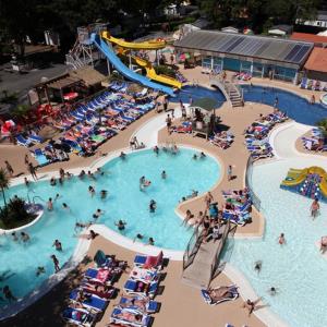 CDT-40-tfinal-Camping-Lou-Pignada-14—Vieux Port CDT-40-tfinal-Camping-Lou-Pignada-14