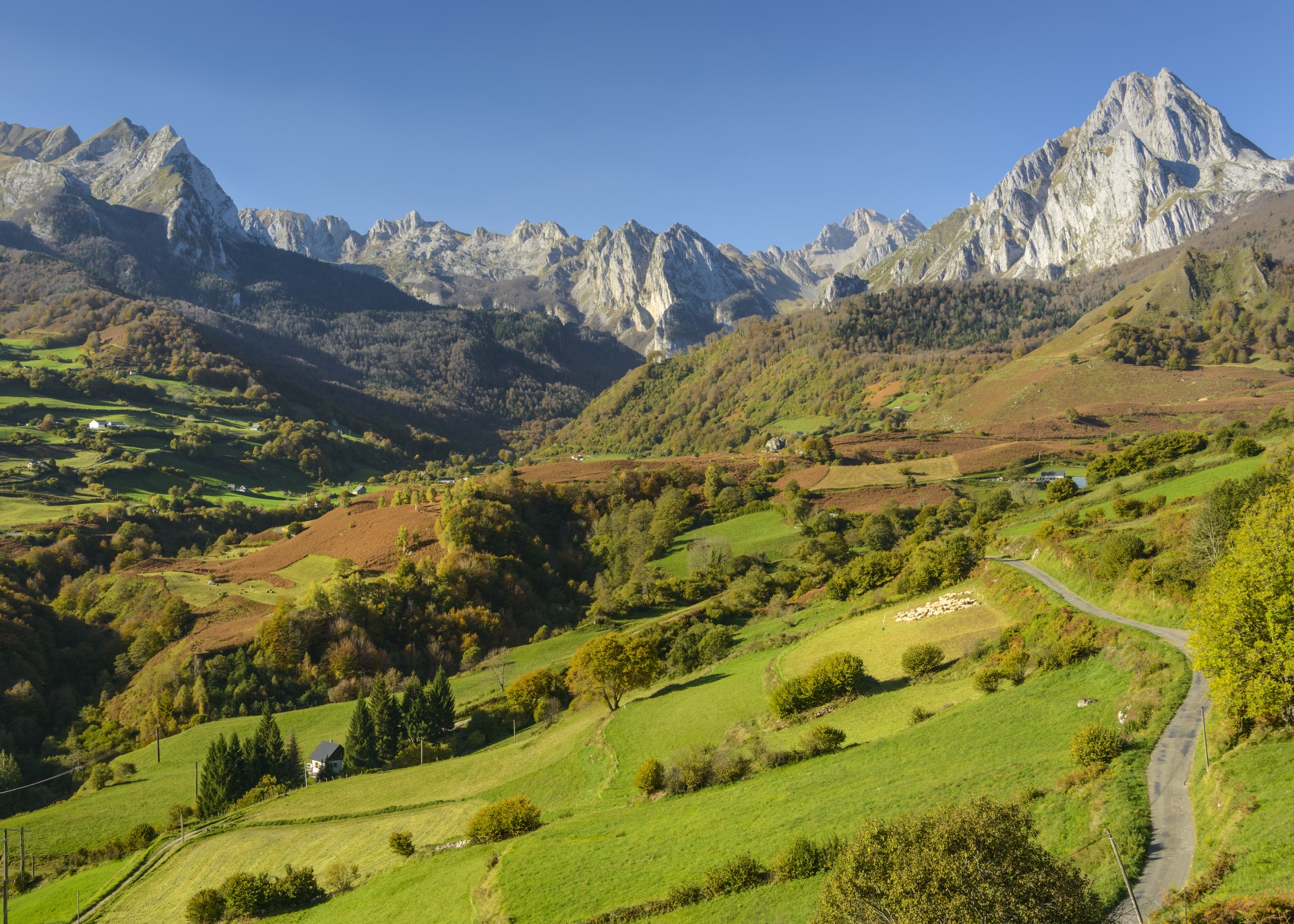 Cirque de Lescun