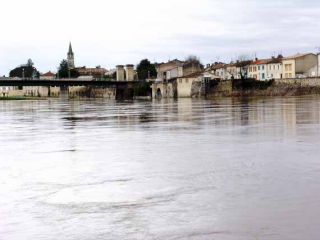 Dordogne en crue 061