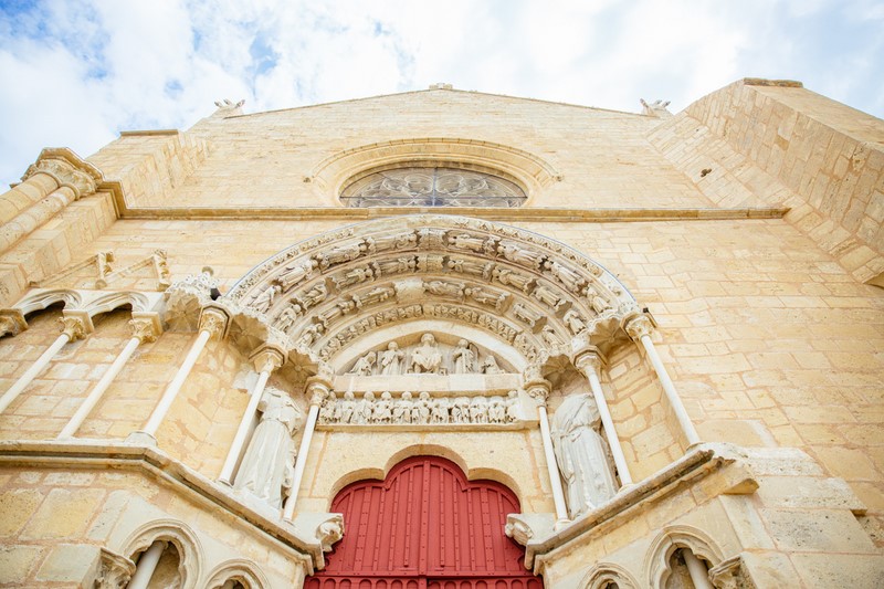 Eglise_Saint_Sauveur_800
