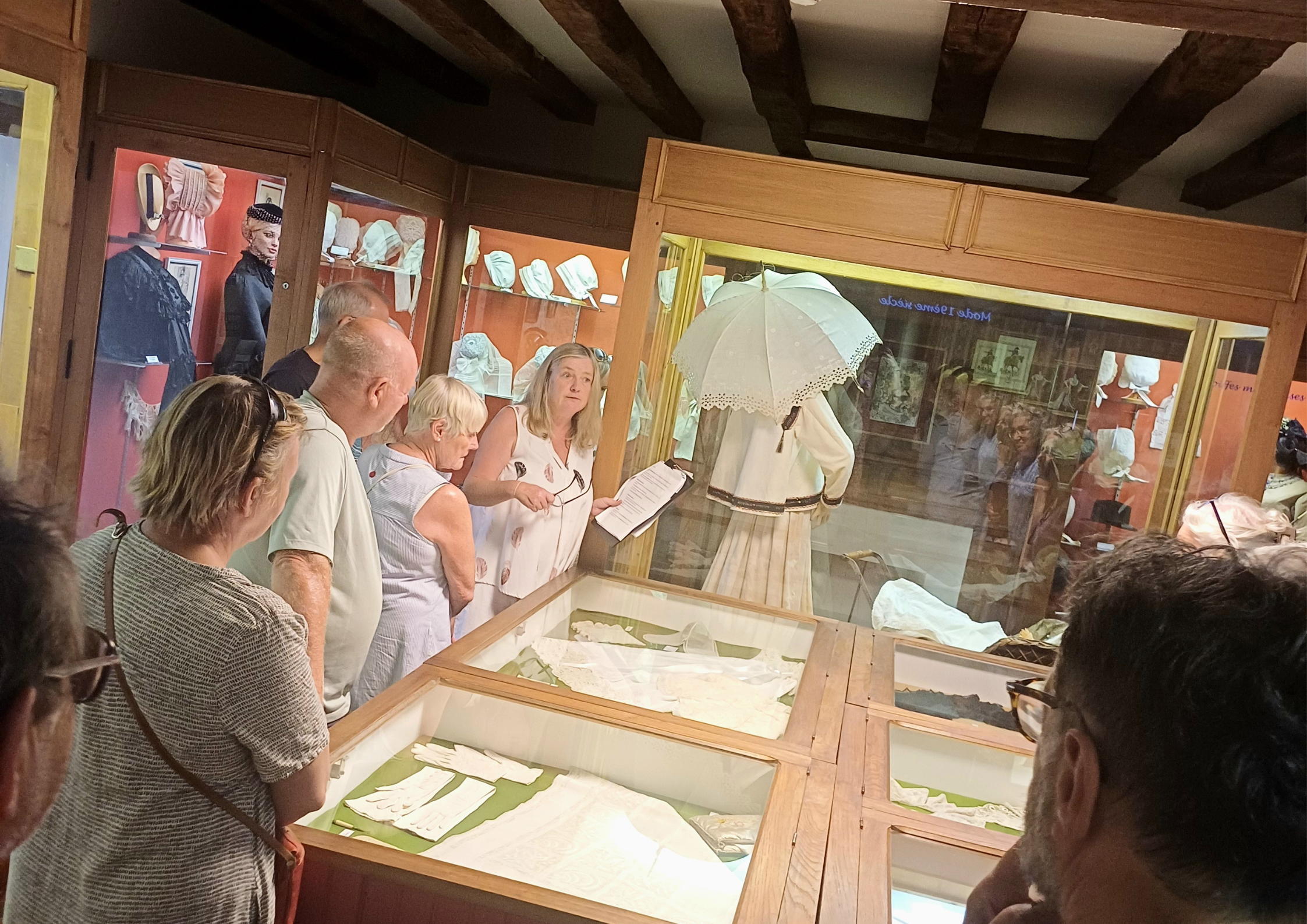 Visite guidée en anglais - traditions et artisanat d'hier