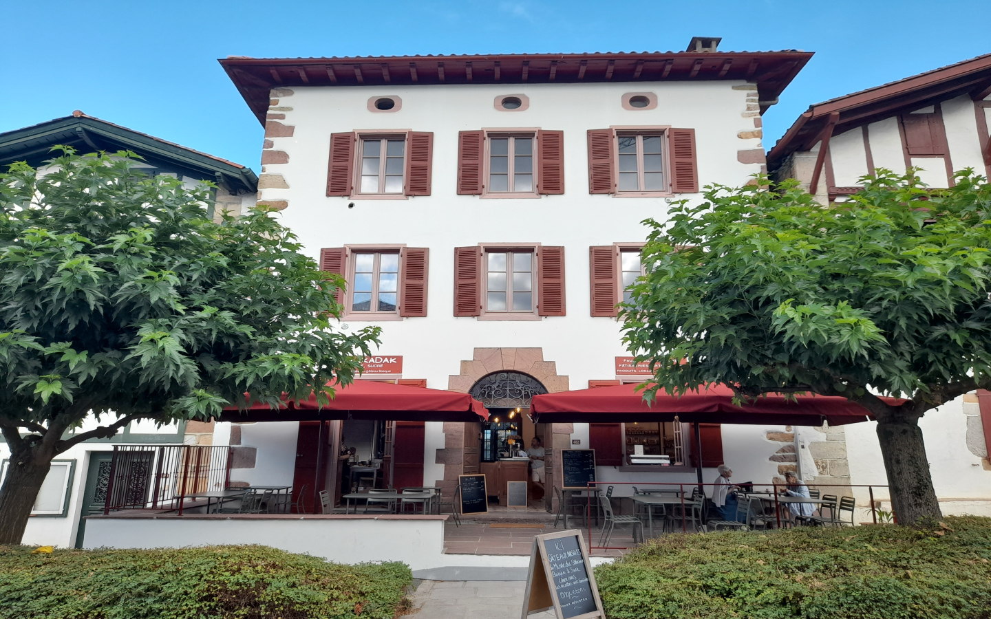 Boutique & restauration Krakadak par le Musée du Gâteau Basque de Sare, Ainhoa - photo 4