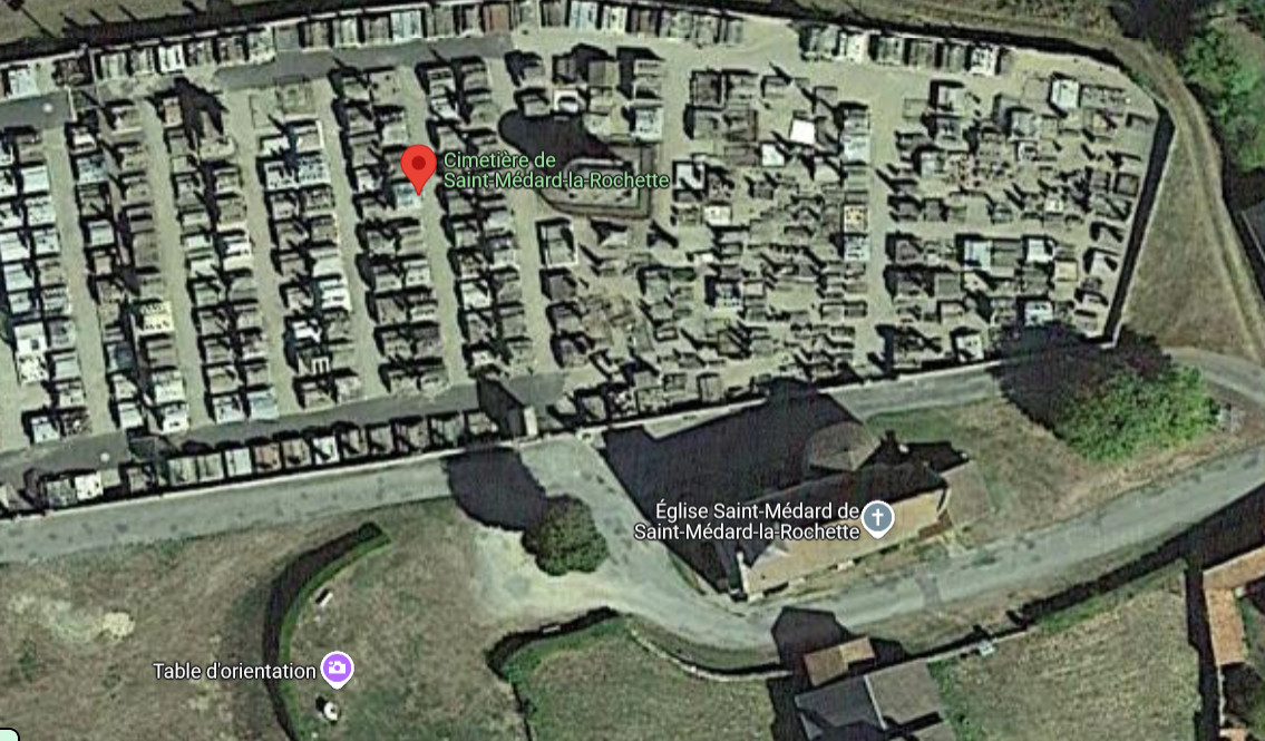 St-Médard-la-Rochette : Point d'eau au cimetière