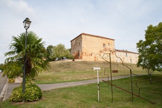 Hébergement - Chambre - Gîte - Groupes - Chateau d'Aon - Hontanx - Extérieur
