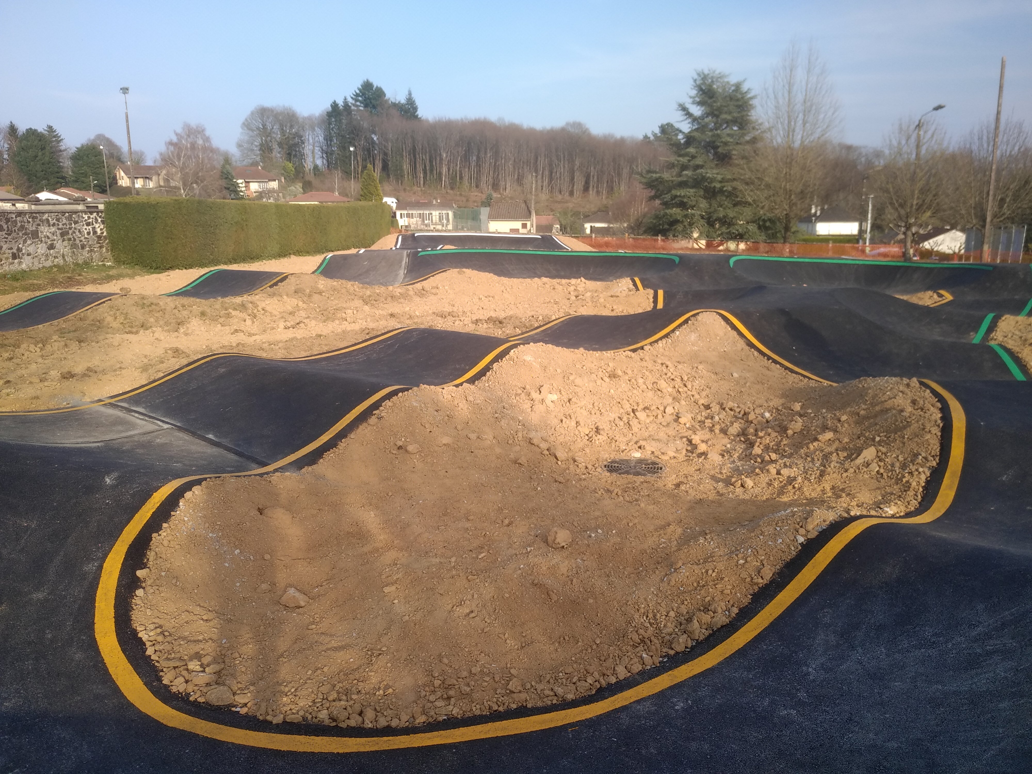 Pumptrack goudronnée de Champnétery