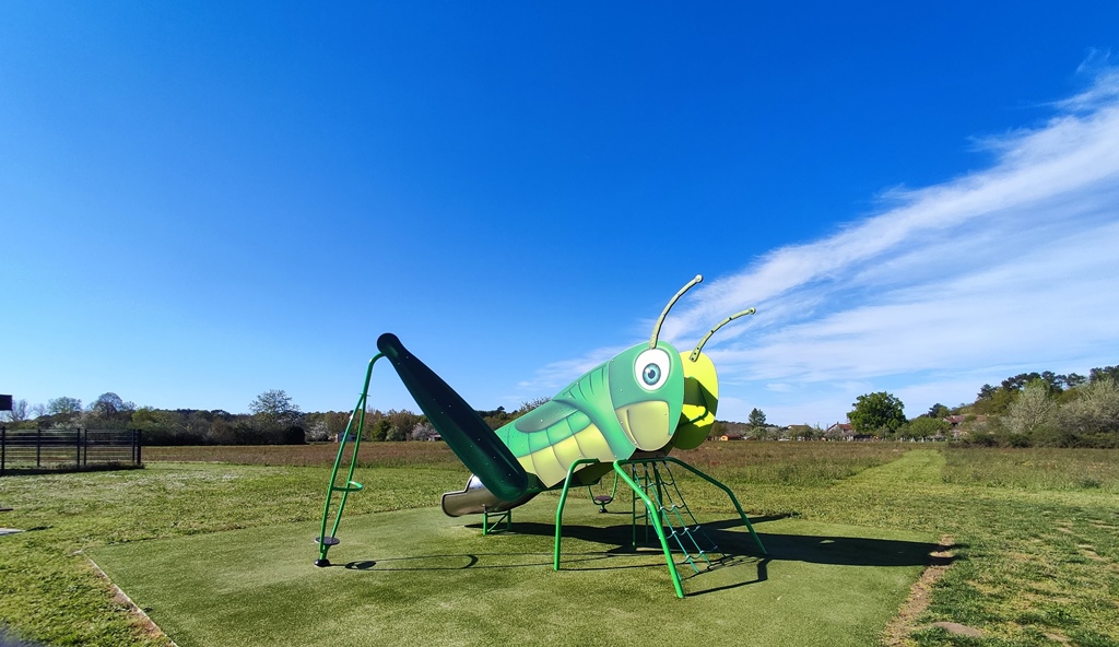 Aire de jeux de St Laurent des Hommes