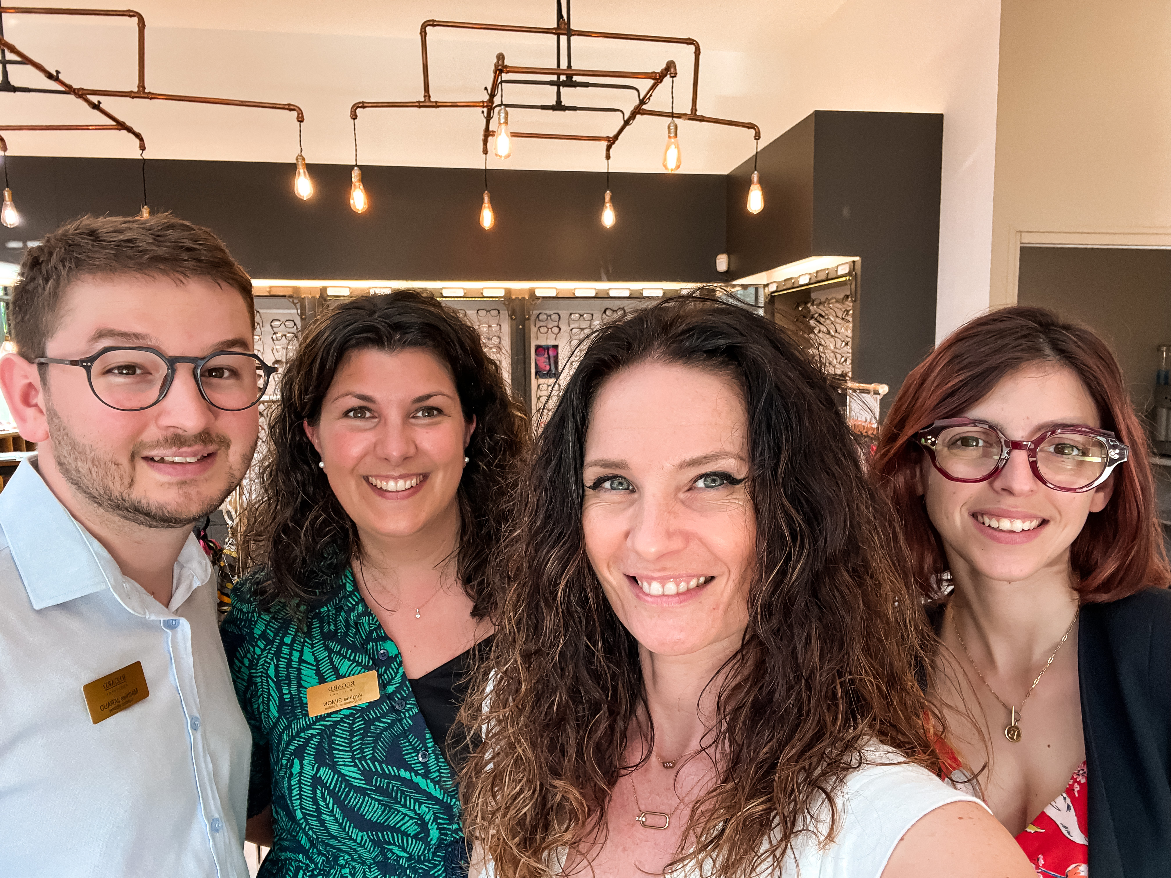 REGARD OPTICIENS