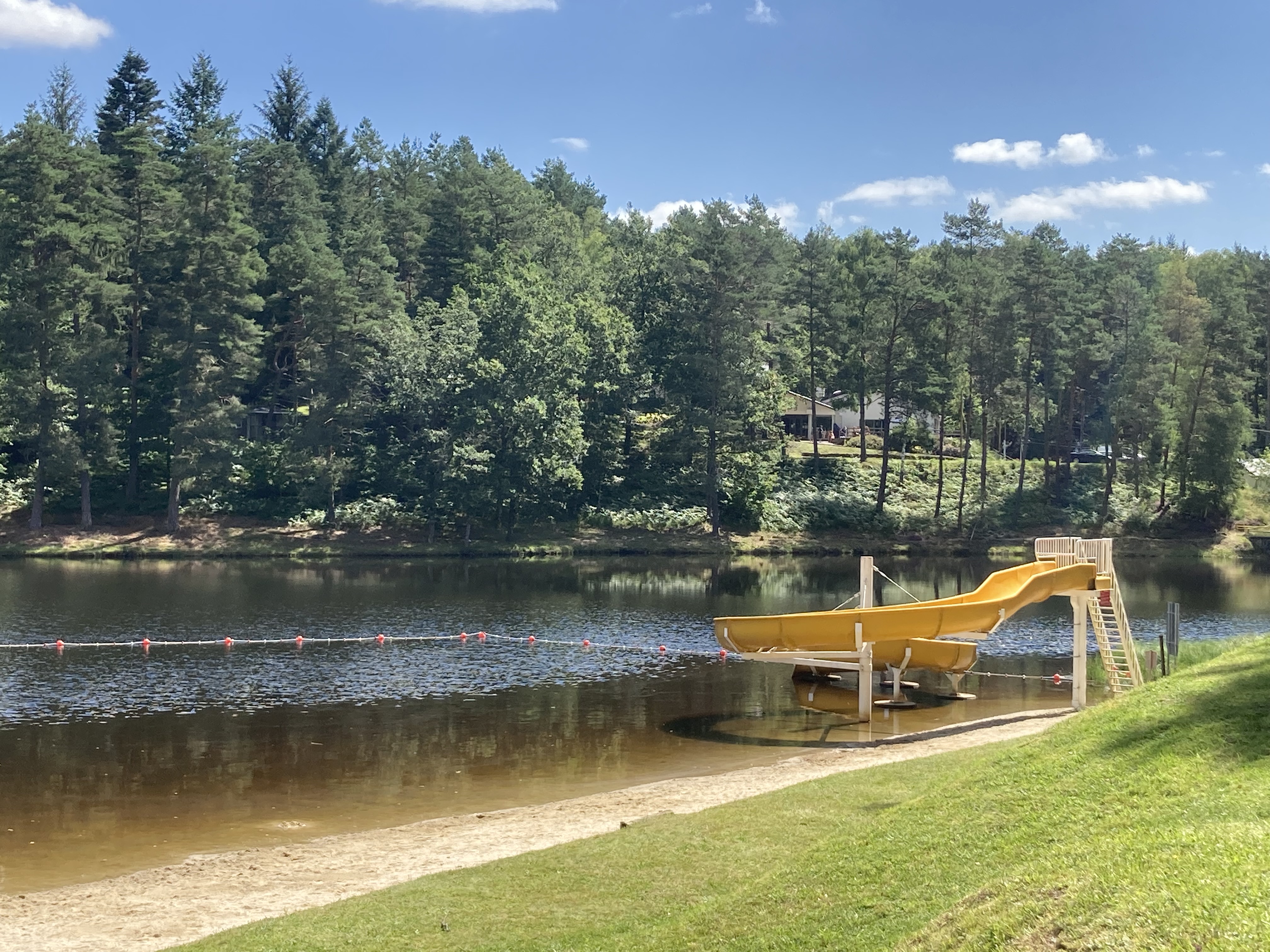 Domaine du Lac de Soursac, Soursac - photo 6