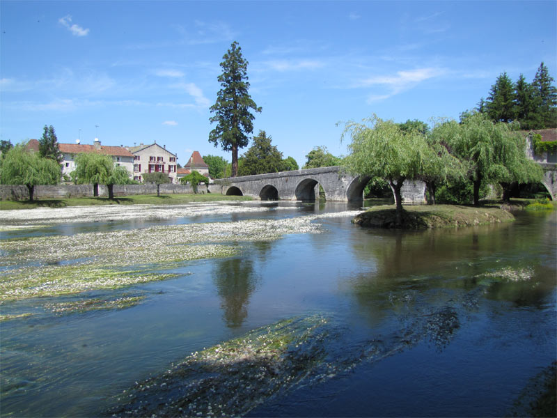 Vallée de la Dronne à Bourdeilles