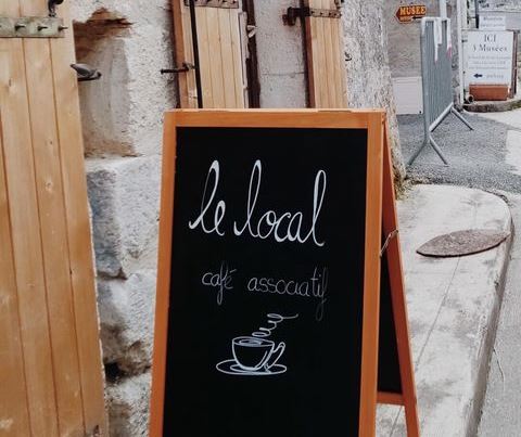 Le local 47 - café associatif