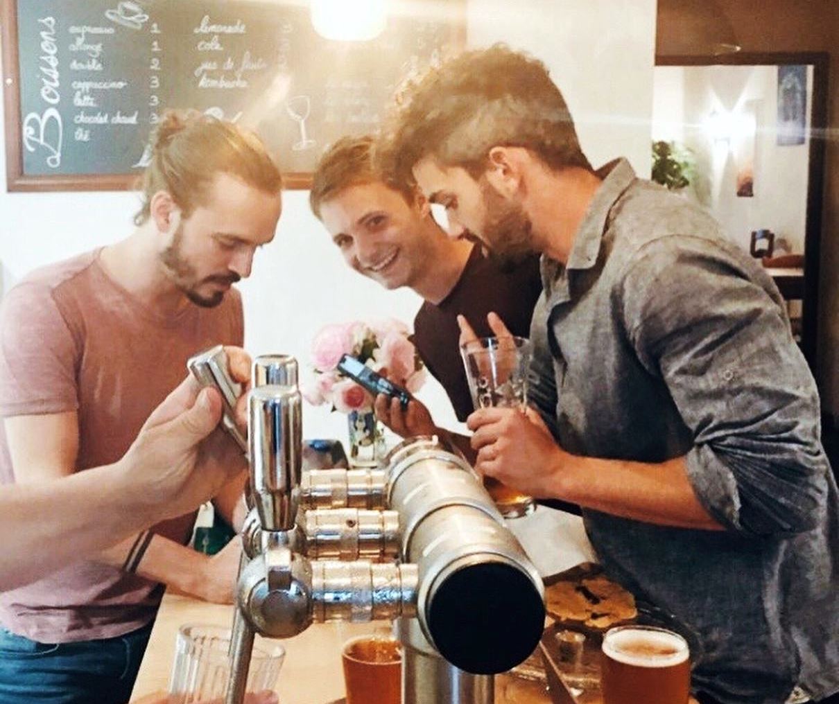 Le local 47 - café associatif