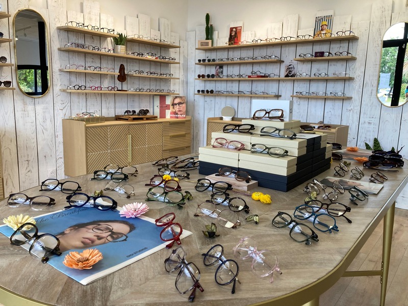 Lunettes etc... Pour sortir du cadre