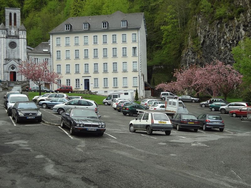 Parking Place de la Mairie