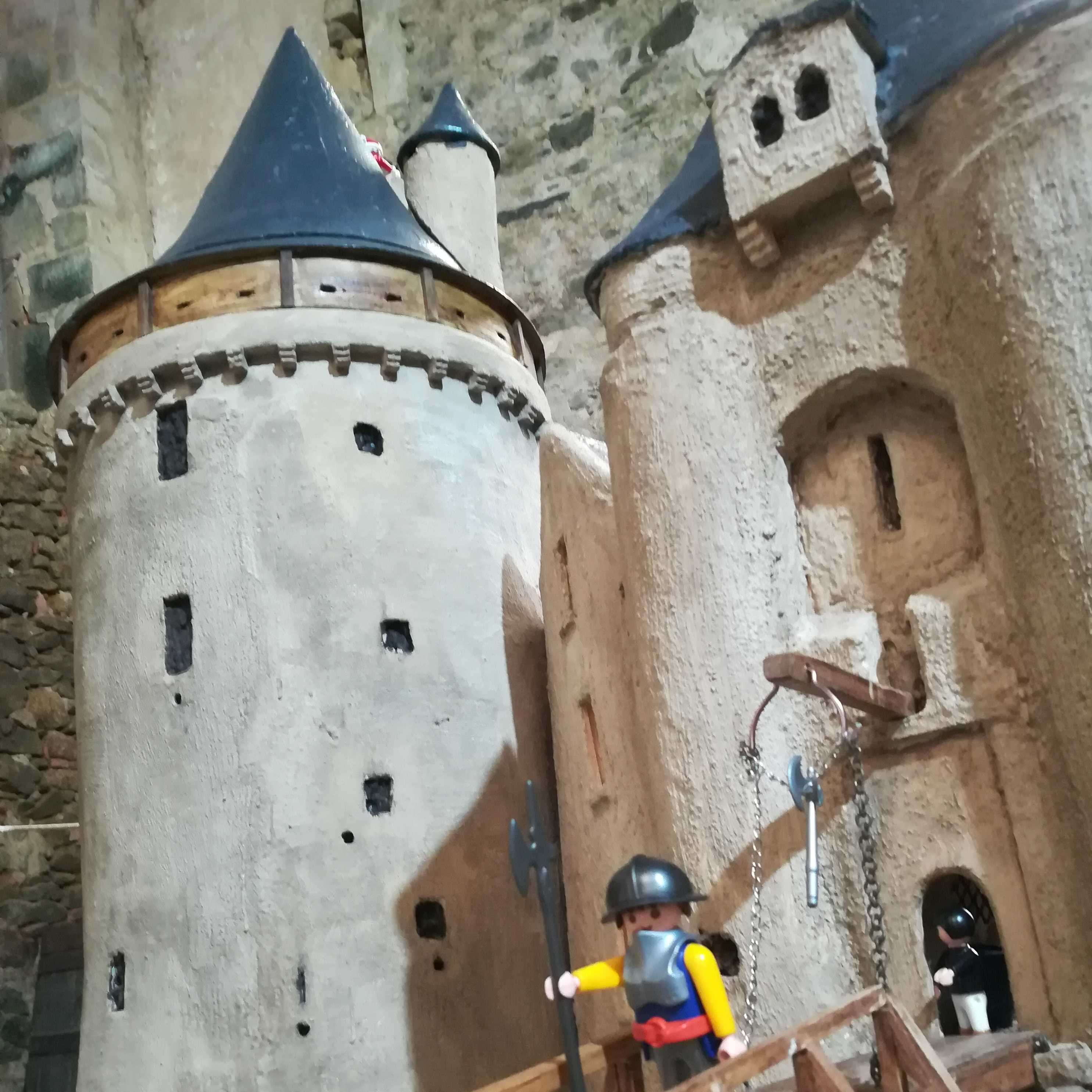 Château de Saint Mesmin - Sacrés chantiers, façon Playmobil®