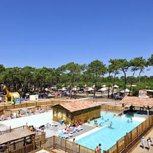 Piscine Campéole—© Campéole Piscine Campéole