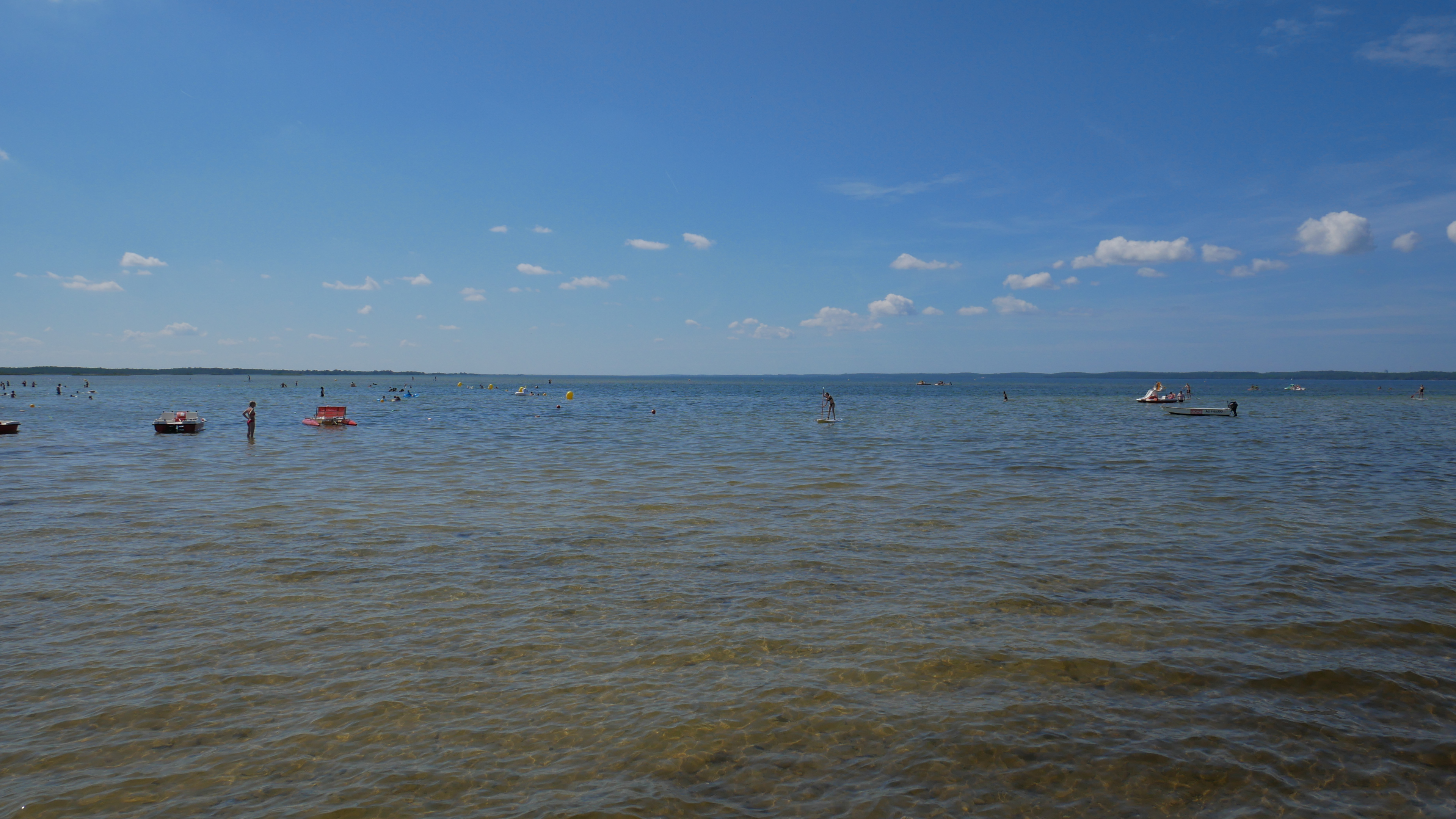 Plage surveillée d'Hourtin-Port
