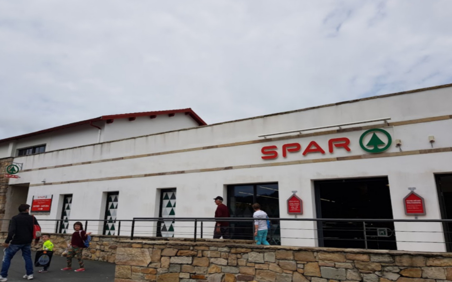 Spar, alimentation